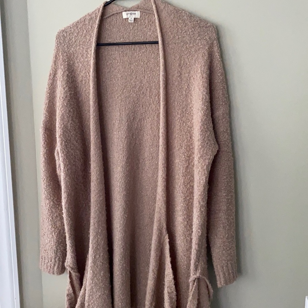 4 for $16 // Oversized Cardigan | Size M